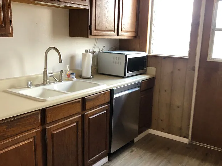 8415 Kingsland Rd — Photo 9