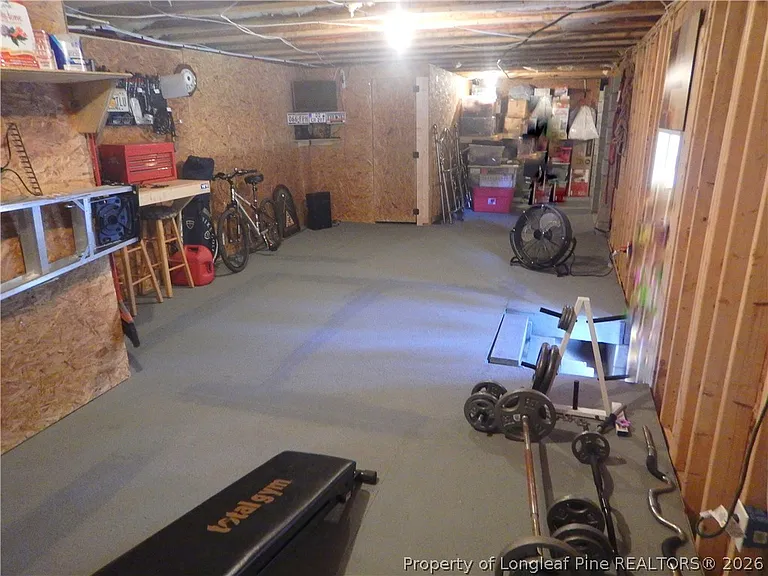 1437 Vergeland Dr — Photo 19