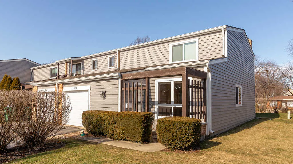 370 Honey Locust Dr photo 1