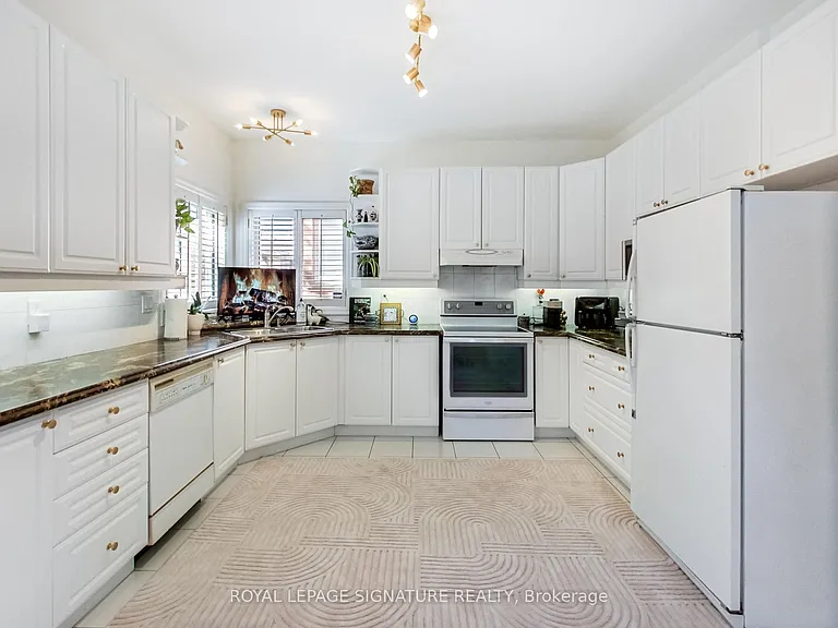 1814 Rosebank Rd — Photo 22