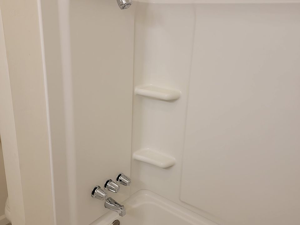 1st image of 674 Kirk Ave #674