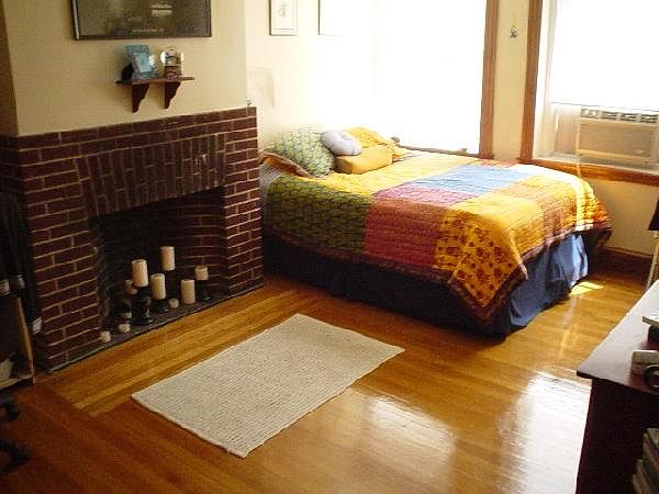 2nd image of 21 Gibbs St APT 4