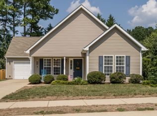 3829 Chokecherry Ln, Raleigh, NC 27616