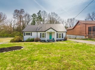 2400 Woodrow Dr, Knoxville, TN 37918