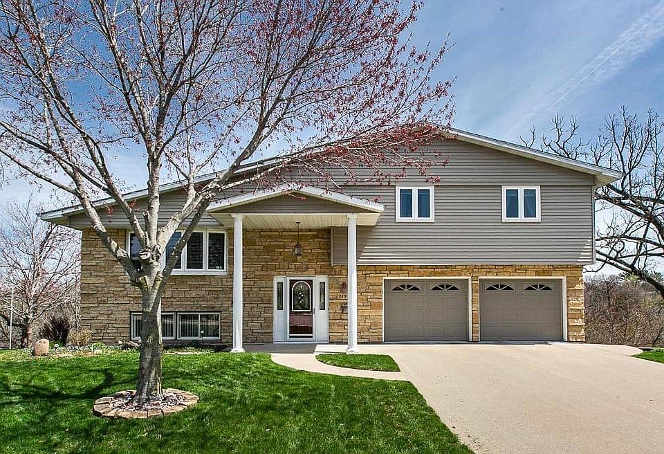 1st image of 2890 Northridge Dr