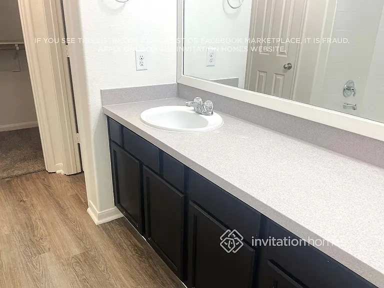 18702 Walden Glen Cir — Photo 13