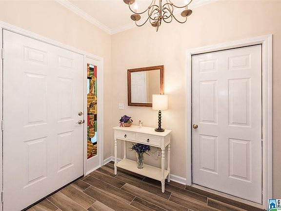 3rd image of 6509 Mill Creek Cir