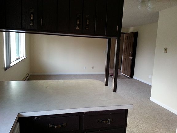 5th image of 16515 B St E APT 32