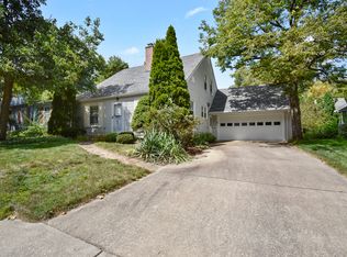 708 W Vermont Ave, Urbana, IL