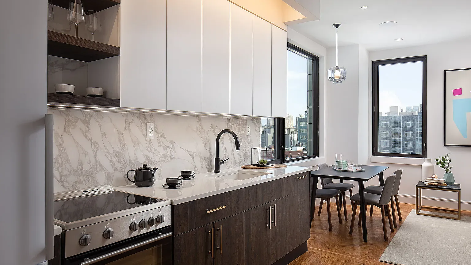 321 Wythe Avenue — Photo 2