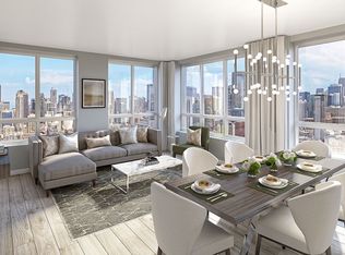 748 N Hudson Ave #1803, Chicago, IL 60654