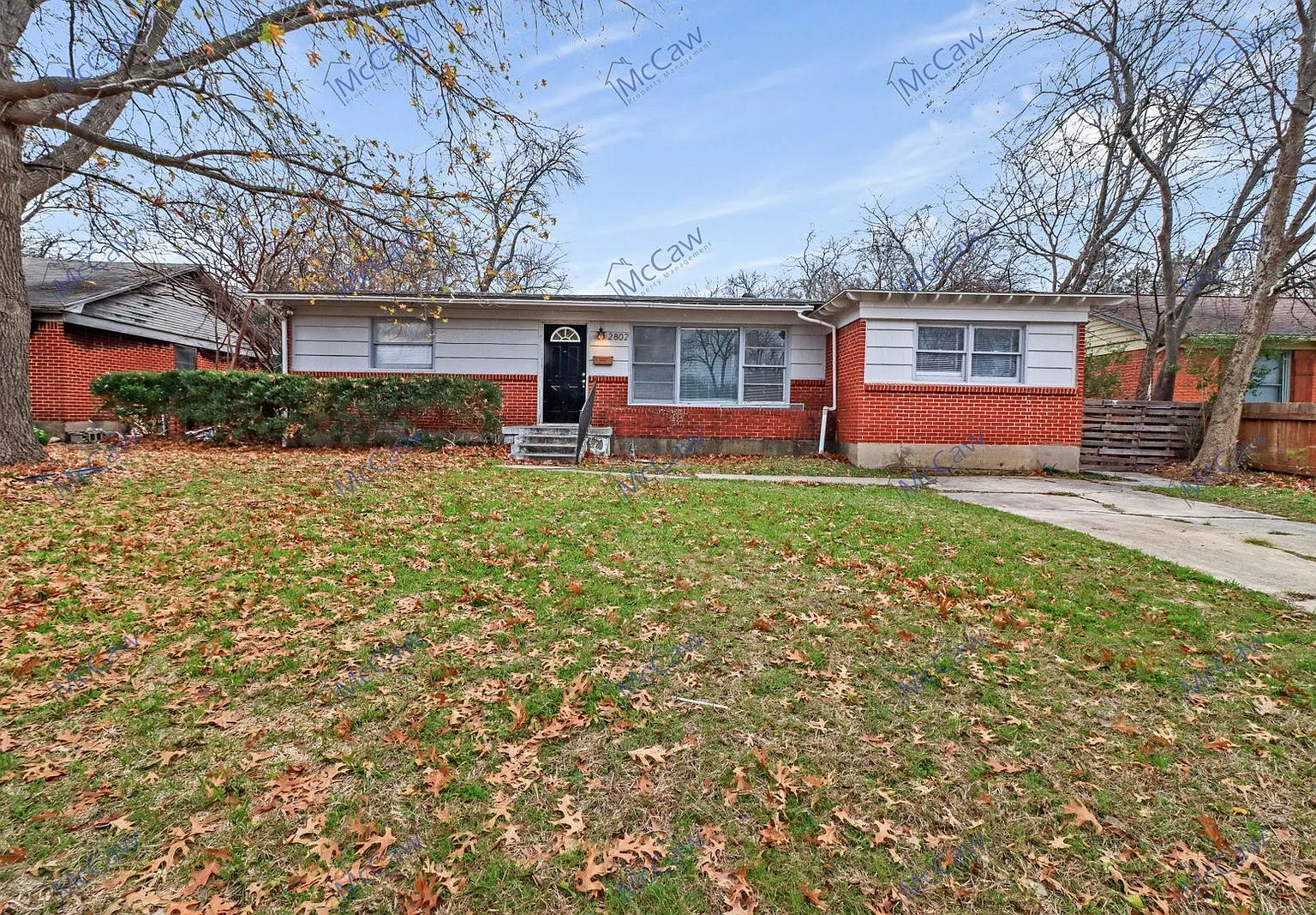 3 bed, 1.0 bath, 1188 sqft, $1,750 — Photo 1