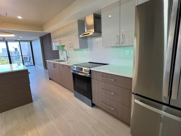 12 Royal Palm Way #6030, Boca Raton, FL 33432
