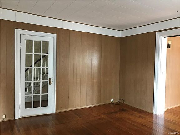 3rd image of 123 Payne Ave
