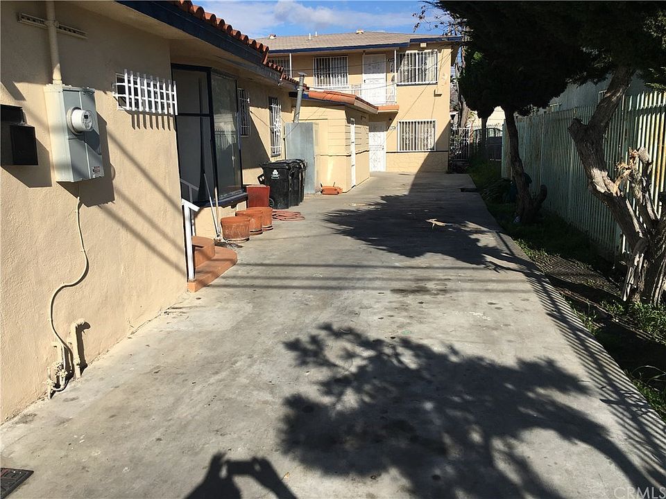 1st image of 10372 Wilmington Ave