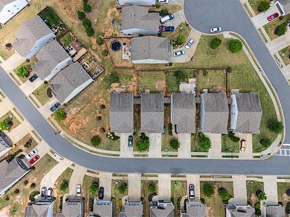 5th image of 153 Centennial Ridge Dr