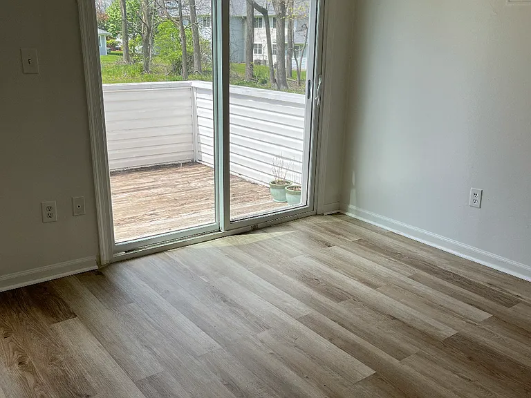 1608 Sweet Home Rd — Photo 6