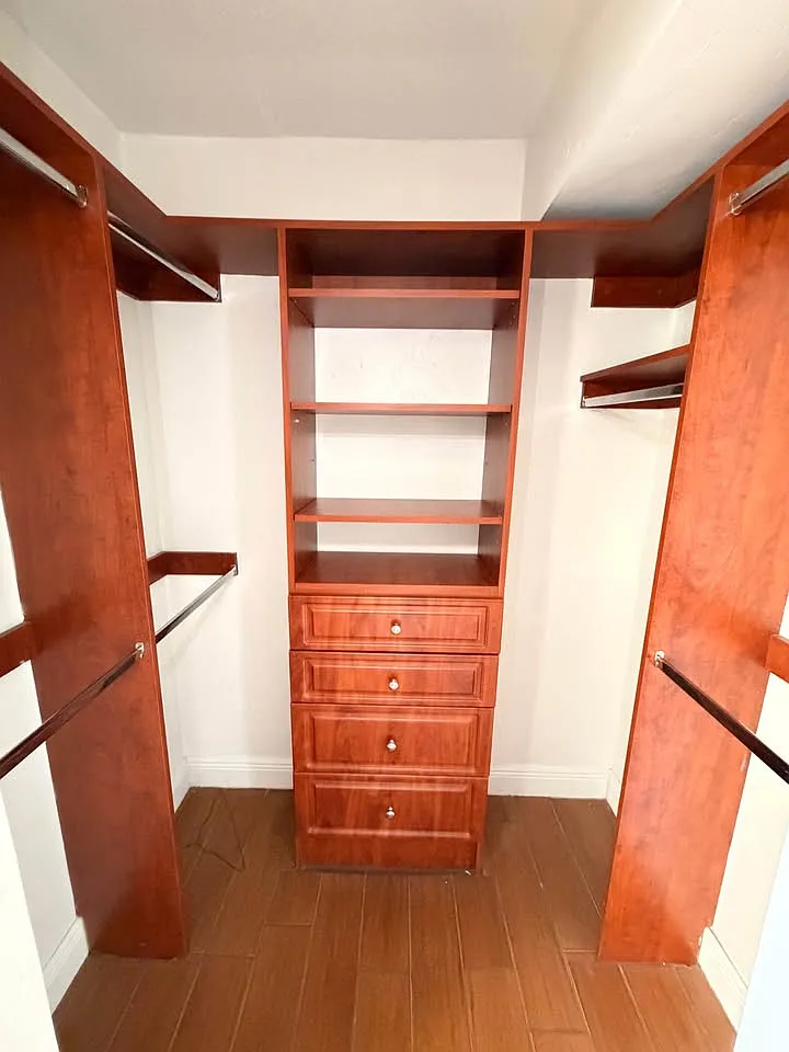1 bed, 1.5 bath, 1128 sqft, $2,600 — Photo 1