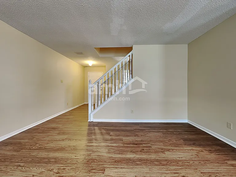 2162 Providence Dr — Photo 8