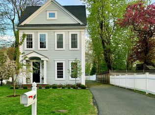 23 Chestnut St, Darien, CT 06820