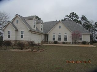 176 Tomahawk Trl, Douglas, GA 31535