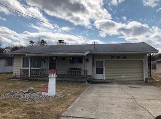 403 Iroquois Ave, Prudenville, MI 48651