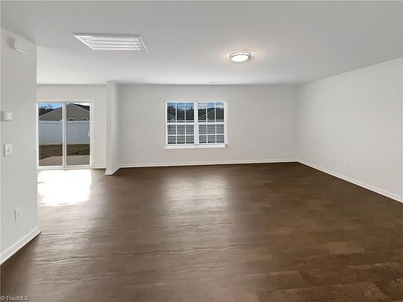 3rd image of 5116 Nokota Pl