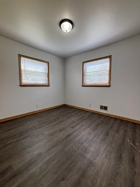 2 bed, 650 sqft, $1,200 — Photo 4