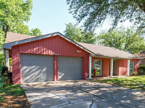 2539 Bobwhite Blvd, Mesquite, TX 75149