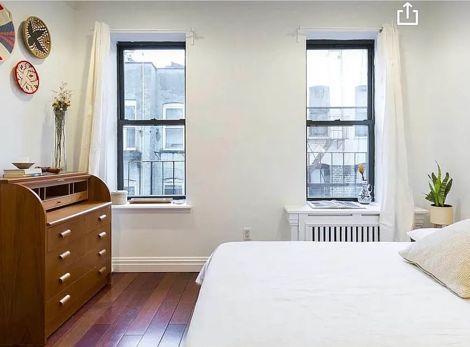 1st image of 132 Orchard St APT 13
