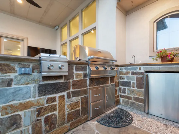 800 Faith Trl, Heath, TX 75032