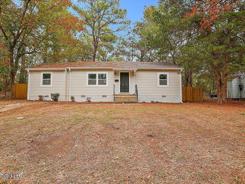 1st image of 2602 Brookwood Dr
