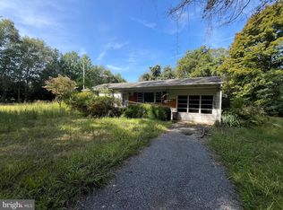 8992 S Bayview Dr, Chestertown, MD 21620
