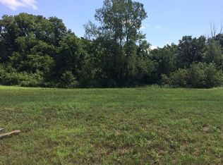 1681 Fairfield Dr, Elburn, IL 60119