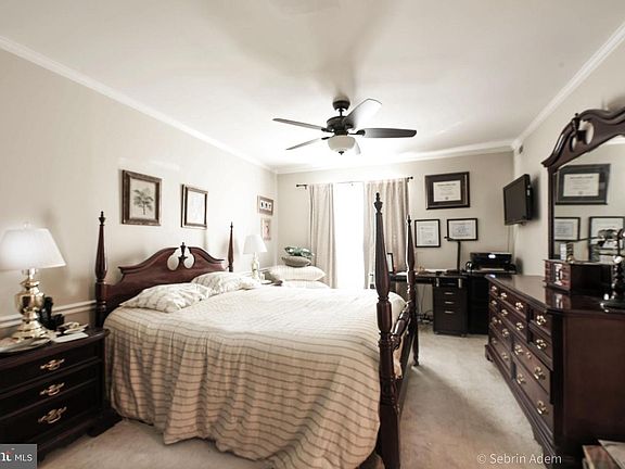 4th image of 8 Silverwood Cir APT 11