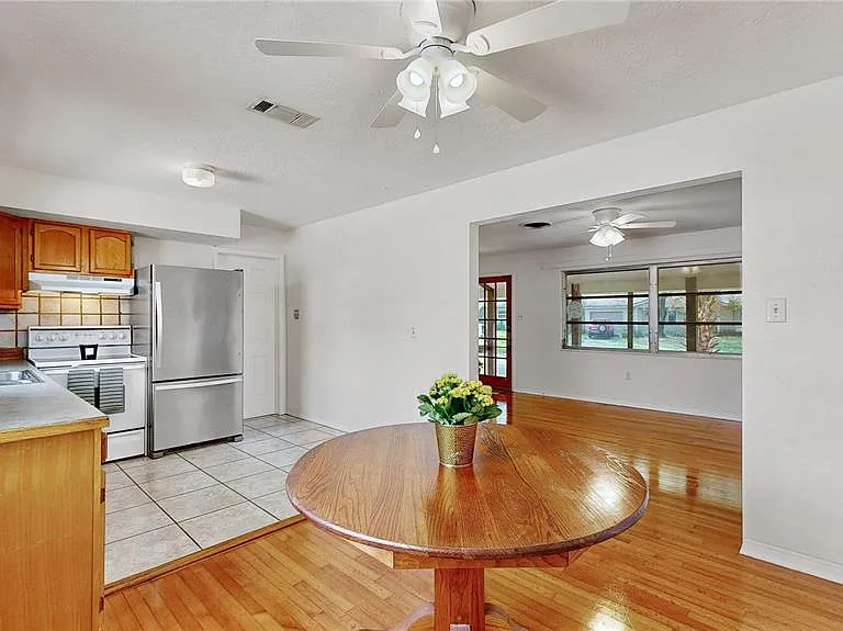 5233 52nd Way N — Photo 7
