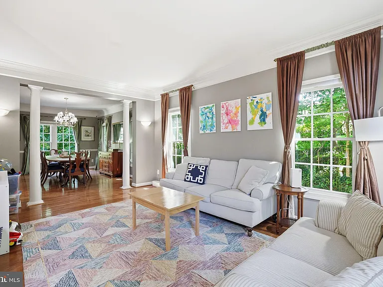 5767 Bush Hill Dr — Photo 6