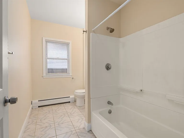 25-27 Lafayette St #1 — Photo 19