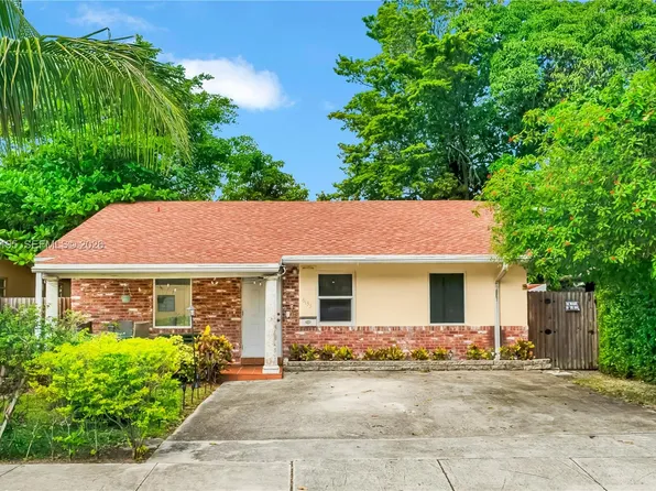 6133 SW 62nd Ter, South Miami, FL 33143