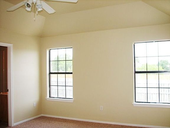 coffered ceilings & fresh carpet just installed