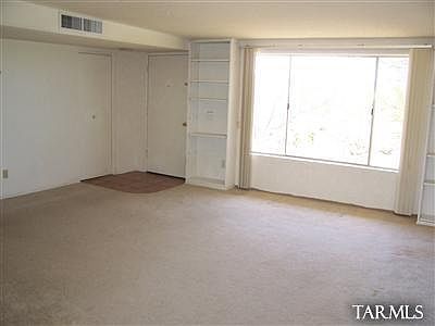 5th image of 10601 E Placita Los Reyes
