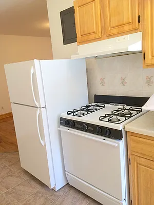 Rented by Uptown Flats LLC | media 26