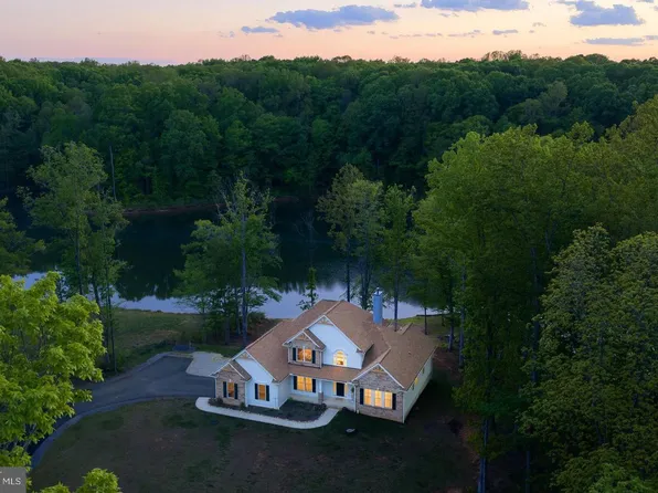 225 Raven Rd, Bumpass, VA 23024