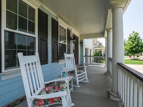4th image of 16287 Reynolds Dr
