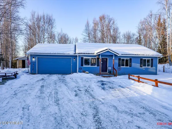 3260 N Edgewater Dr, Wasilla, AK 99623
