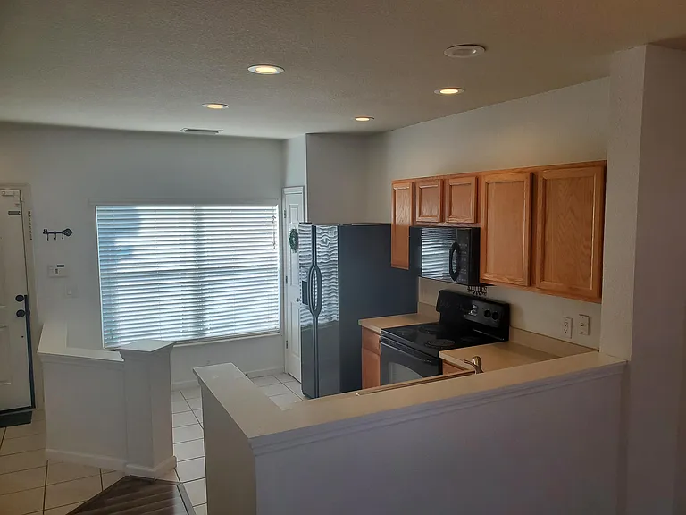 4480 SW 49th Ave #1 — Photo 2