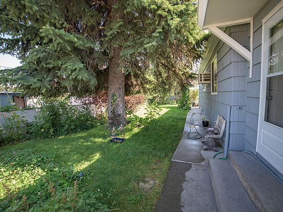 3rd image of 1016 Central Ave W