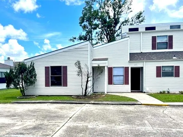 225 Putters Ln #225, Slidell, LA 70460
