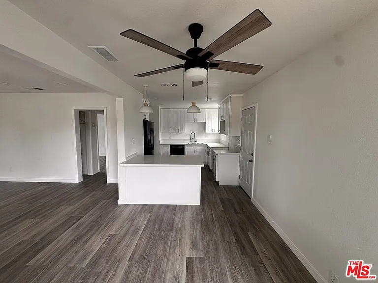 3020 Magnolia Ave — Photo 5