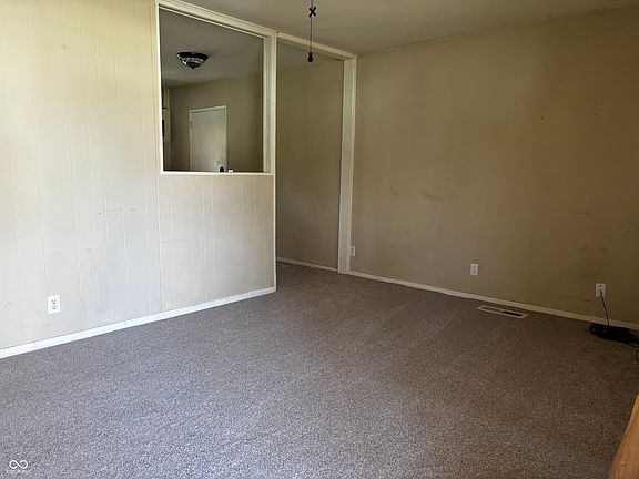 3rd image of 1803 S G St
